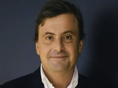 Carlo Calenda raccomanda Immediato Risorsa